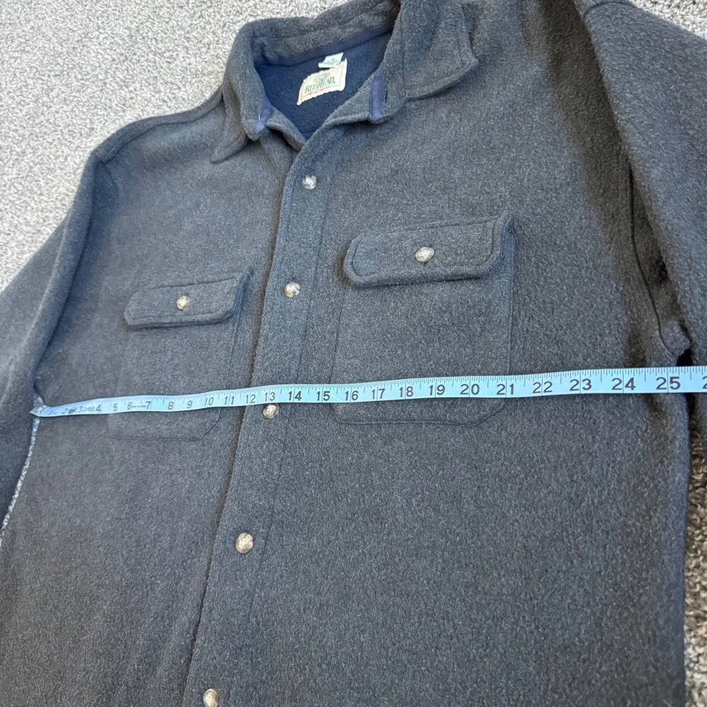 Red Head Dark Gray Fleece Jacket Men's XL Button Up Collared Chest Pockets Soft